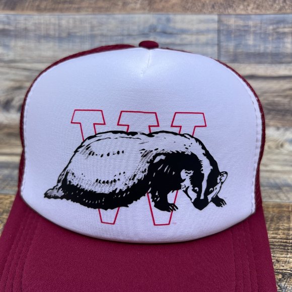 Wisconsin Badgers Unisex Trucker Hat Maroon Snapback NCAA Big Ten Baseball Cap - Picture 3 of 8